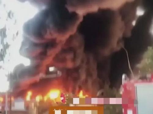 石家庄爆料火灾视频播放,惊心动魄的救援瞬间  第3张